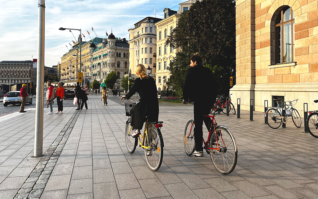 \"biking